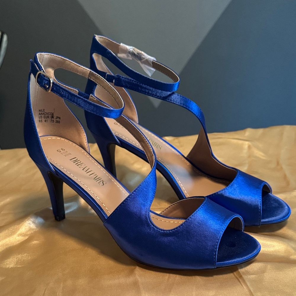 Dream Pairs Royal Blue Satin Heels